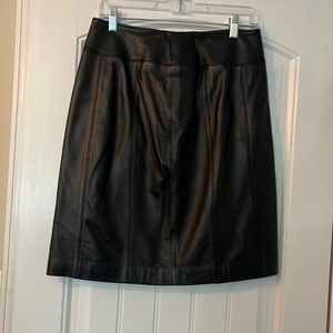 BLACK size 6 Leather skirt
